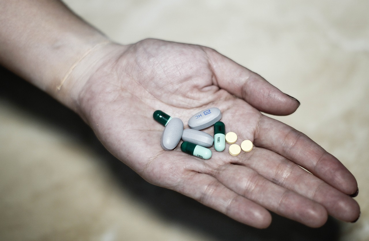 Navigating Mental Health Discussions on Social Media